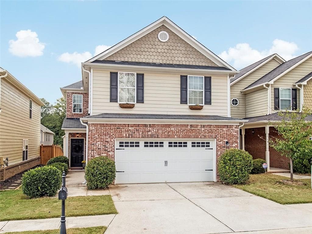 3 bedroom, 1,955 sq ft single family residence sold at 2537 Oakleaf Ridge, Lithonia, GA 30058