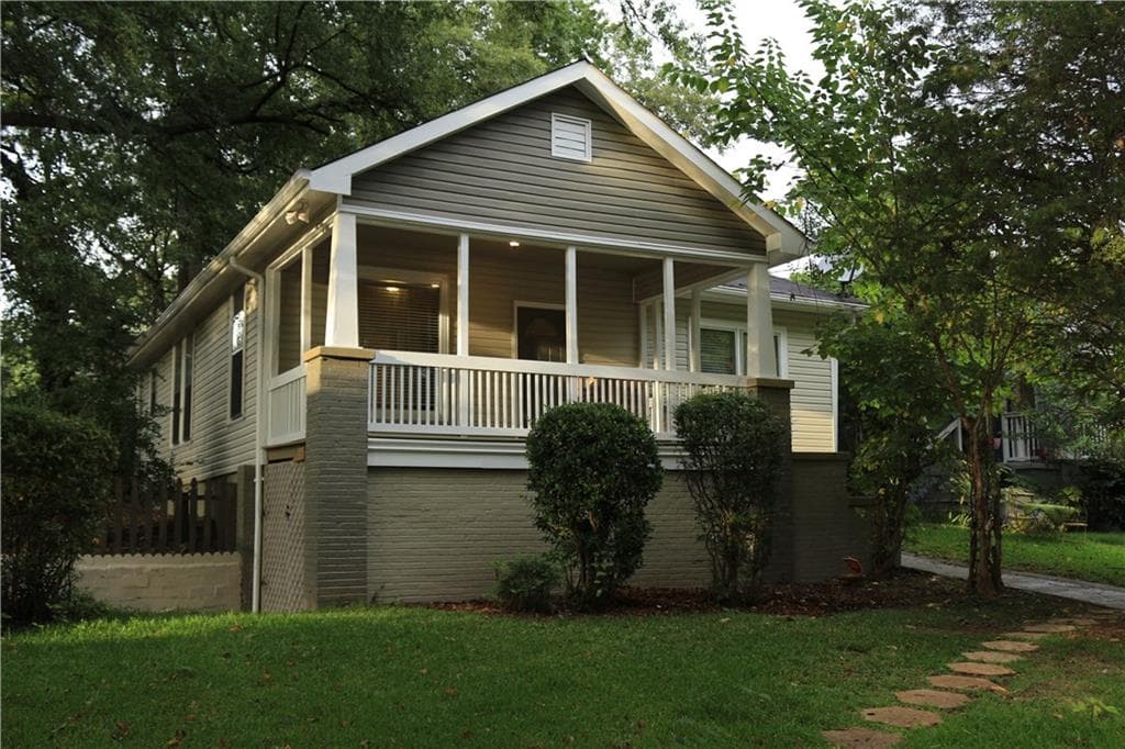 2 bedroom, 1,226 sq ft single family residence sold at 1220 Arkwright Place, Atlanta, GA 30317