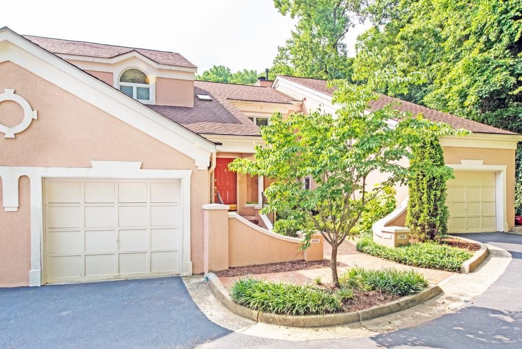 2 bedroom, 1,929 sq ft townhouse sold at 3276 Paces Mill Road, Atlanta, GA 30339
