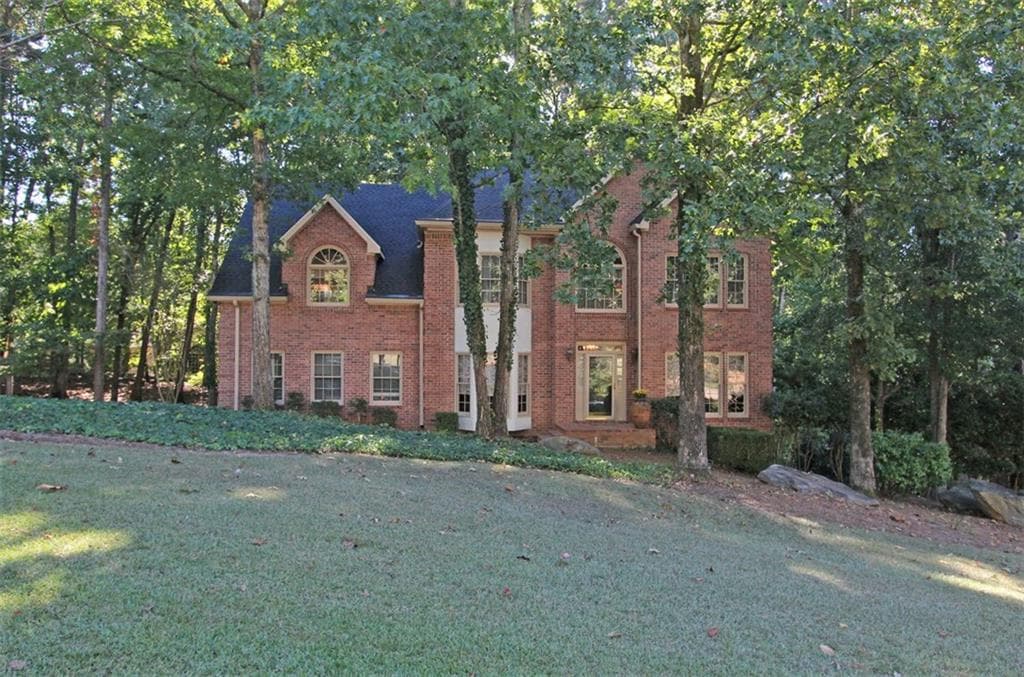 3290 Lantern Coach Lane, Roswell, GA 30075 — most recent listing photo