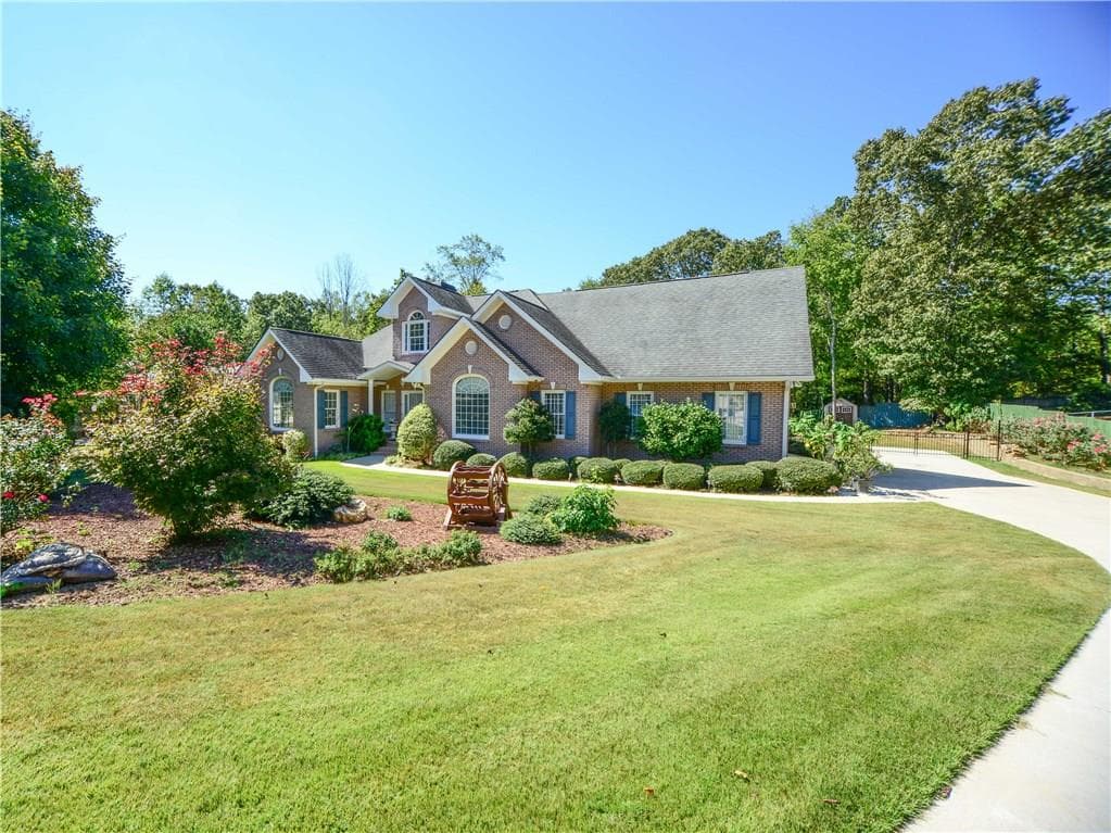 4082 Ada Creek Drive, Gainesville, GA 30506 — most recent listing photo