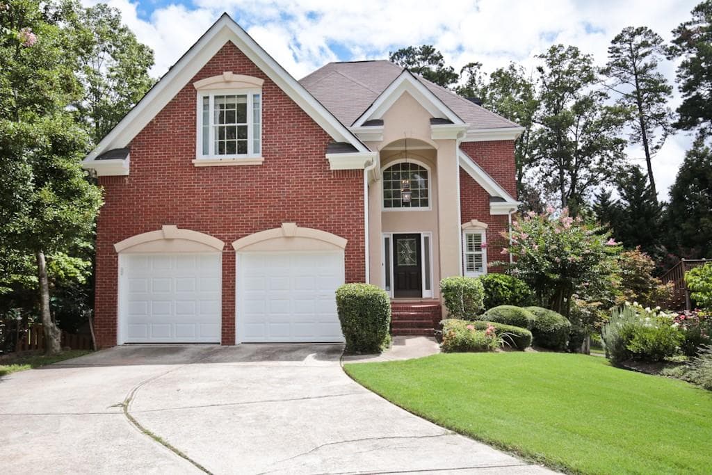 5 bedroom, 2,314 sq ft single family residence sold at 2257 Wayside Drive, Brookhaven, GA 30319