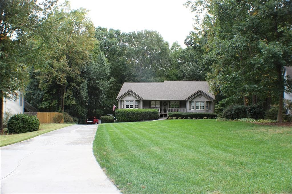 3 bedroom, 1,622 sq ft single family residence sold at 69 Maplewood Cove, Acworth, GA 30101