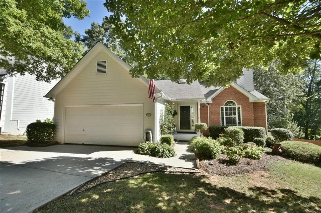 3334 Roundfield Circle, Duluth, GA 30096 — most recent listing photo