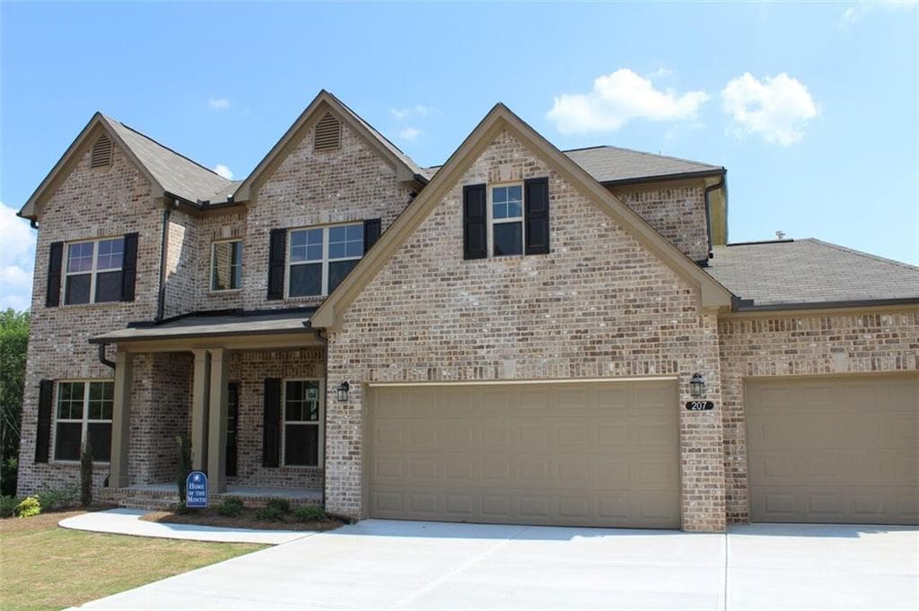 5 bedroom, 2,945 sq ft single family residence sold at 550 Wagon Hill Lane, Sugar Hill, GA 30518