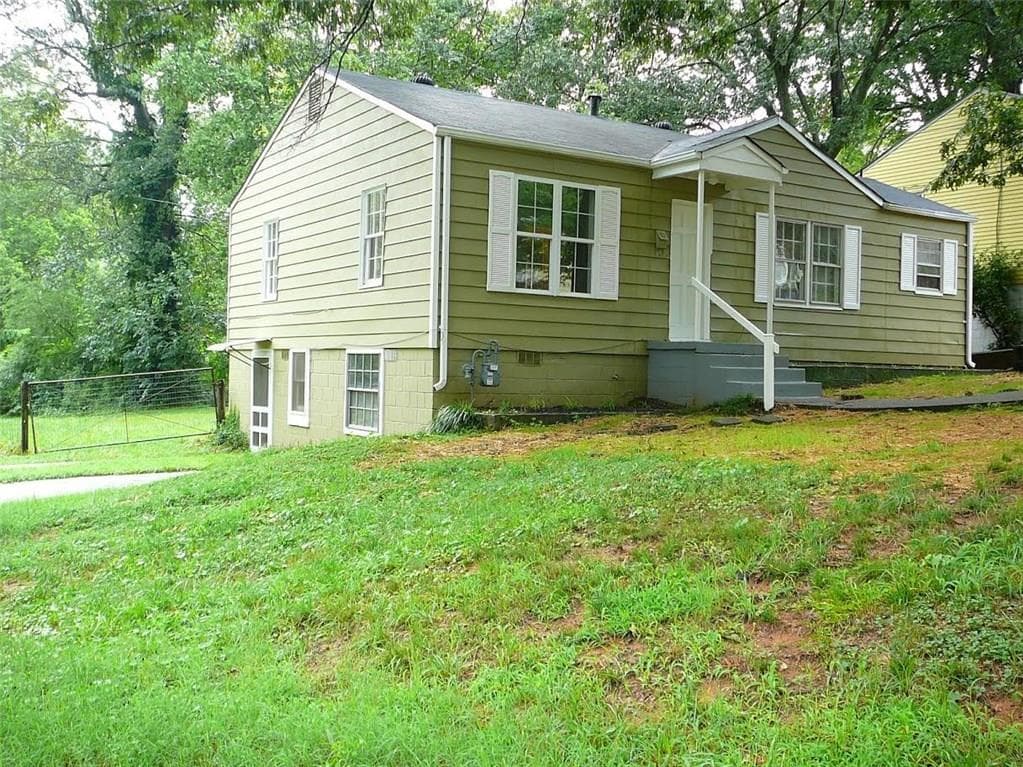 3 bedroom single family residence sold at 200 Birch Street, Hapeville, GA 30354