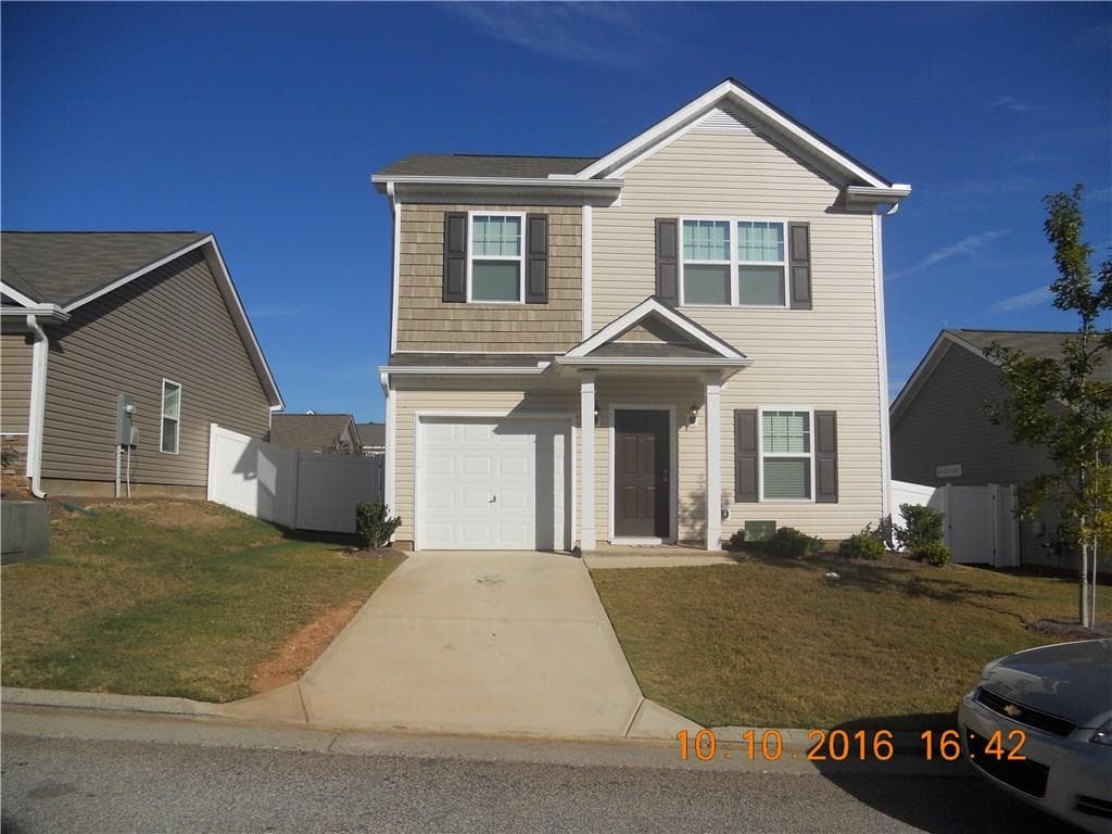 315 Hillcrest Circle, Hiram, GA 30141 — most recent listing photo