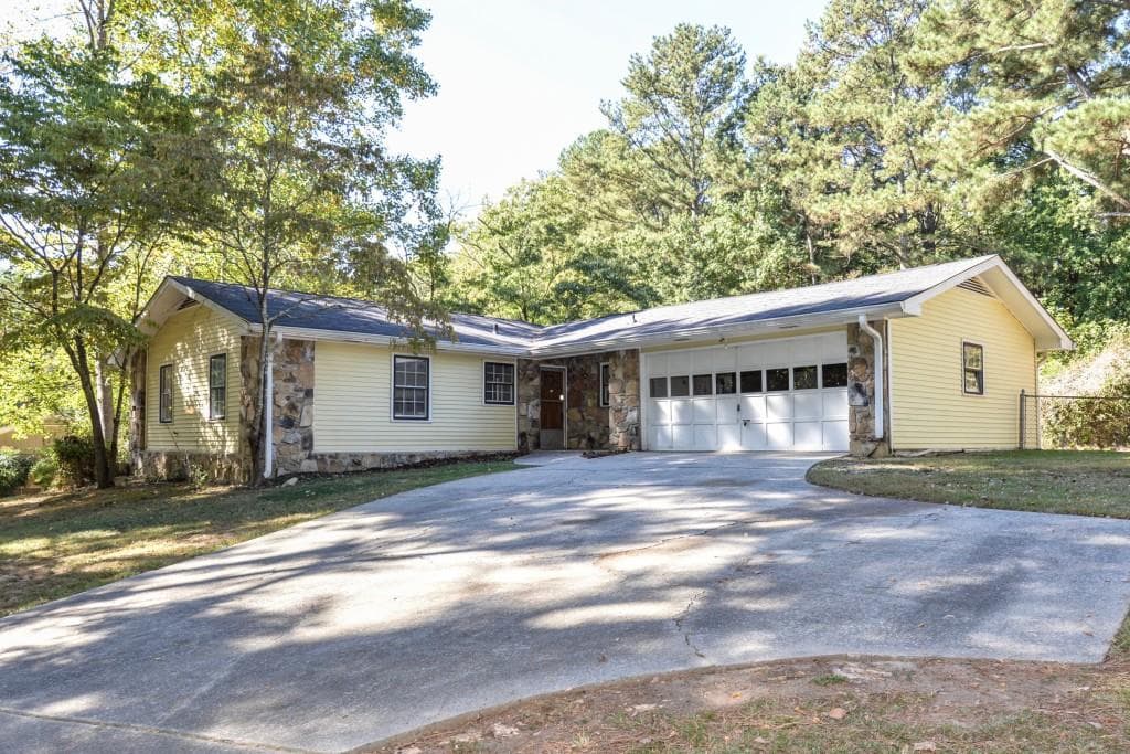 2675 Pamela Drive, Snellville, GA 30078 — most recent listing photo
