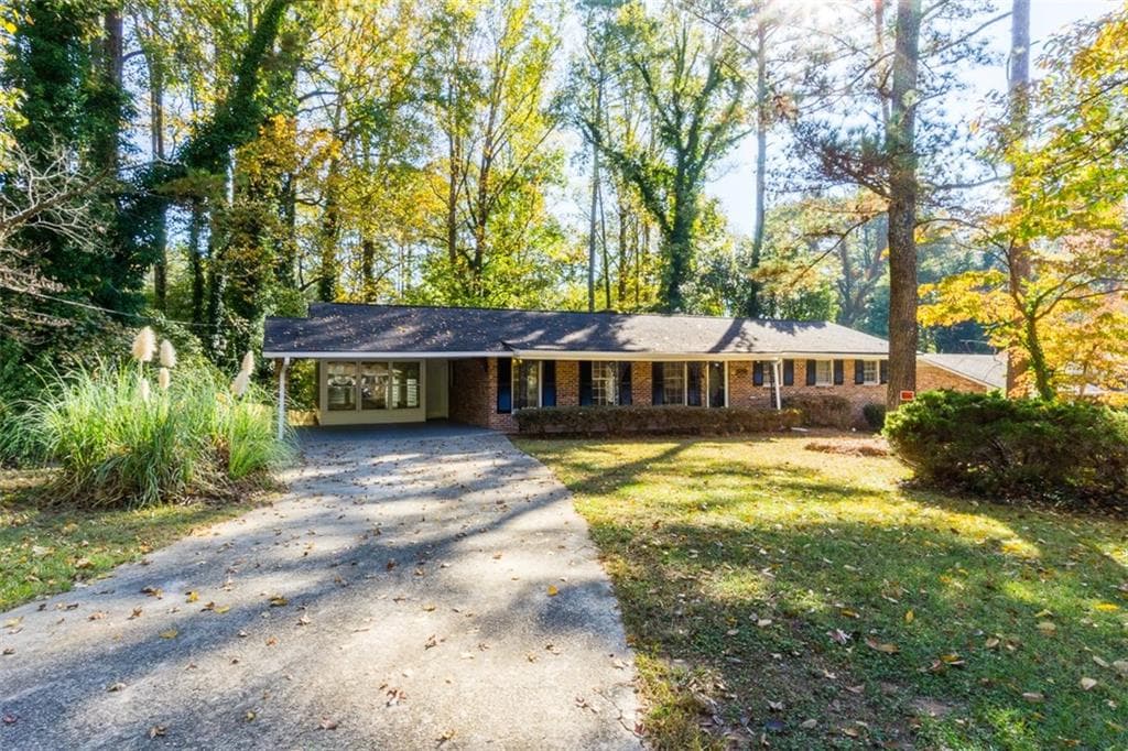 4 bedroom, 2,000 sq ft single family residence sold at 3270 Annelaine Drive, Atlanta, GA 30311