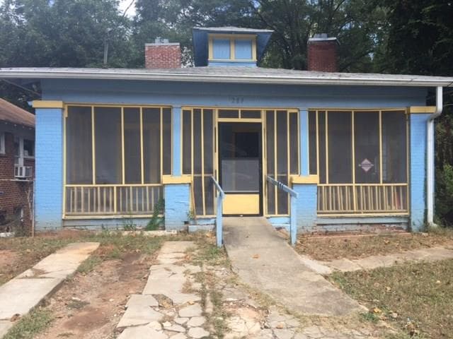 3 bedroom, 1,268 sq ft single family residence sold at 1289 SW Lucile Avenue, Atlanta, GA 30310