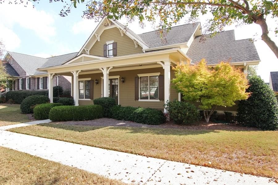 5 bedroom, 3,322 sq ft single family residence sold at 5841 CHOCTAW Lane, Braselton, GA 30517