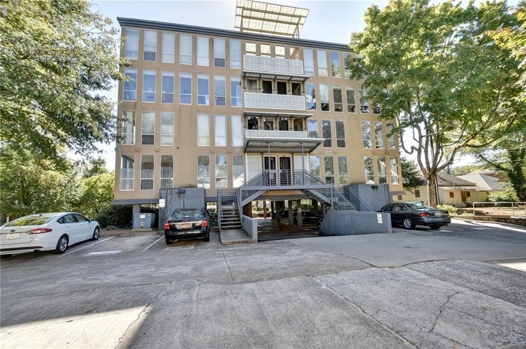 2 bedroom, 672 sq ft condominium sold at 287 14th Street 12, Atlanta, GA 30318