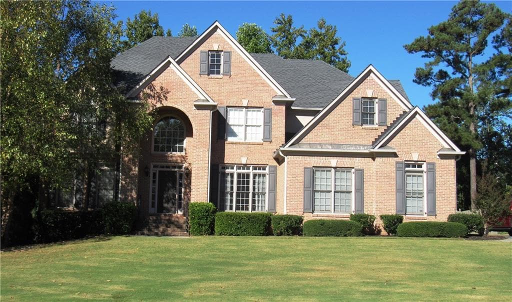 6 bedroom, 5,850 sq ft single family residence sold at 291 Prestbury Court, Suwanee, GA 30024