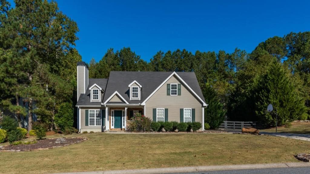 6670 Autumn Hills Drive, Cumming, GA 30028 — most recent listing photo
