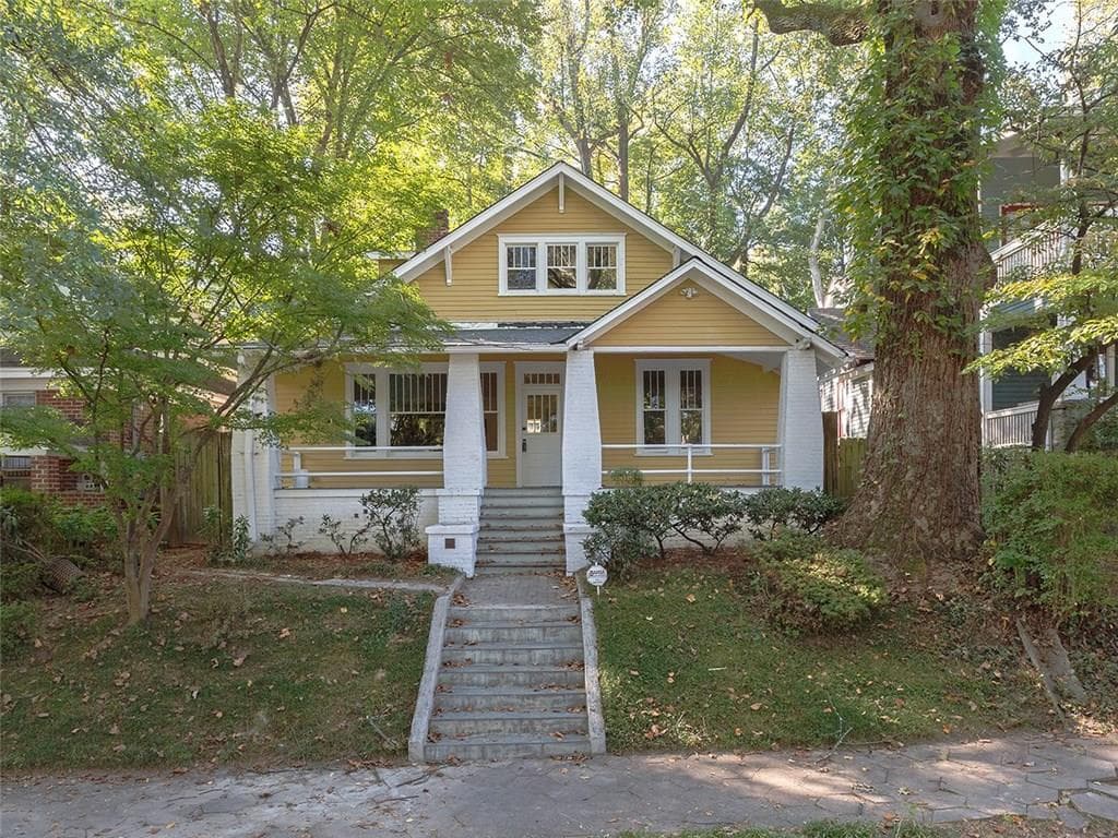 4 bedroom, 1,979 sq ft single family residence sold at 557 Seal Place, Atlanta, GA 30308