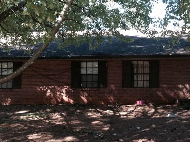 duplex sold at 5542 Bishops Circle, Norcross, GA 30093