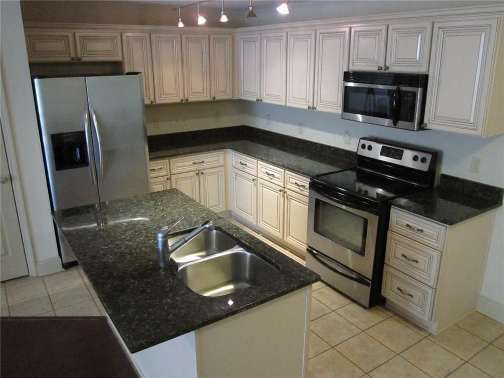 804 Madison Lane, Smyrna, GA 30080 — most recent listing photo