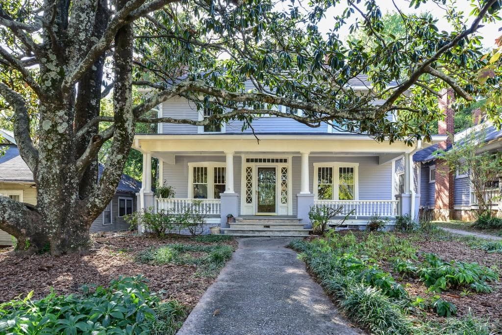 4 bedroom, 2,784 sq ft single family residence sold at 143 Kings Highway, Decatur, GA 30030