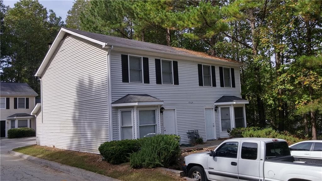 duplex sold at 1564 Oakpointe Drive, Marietta, GA 30008