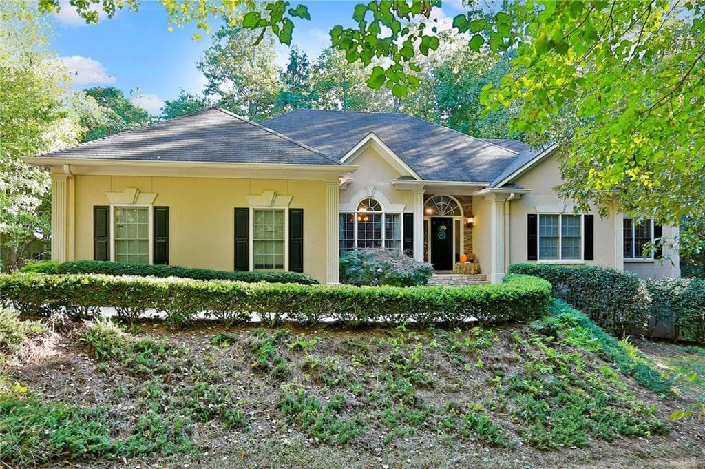 5 bedroom, 4,916 sq ft single family residence sold at 4509 Holly Springs Trace, Douglasville, GA 30135
