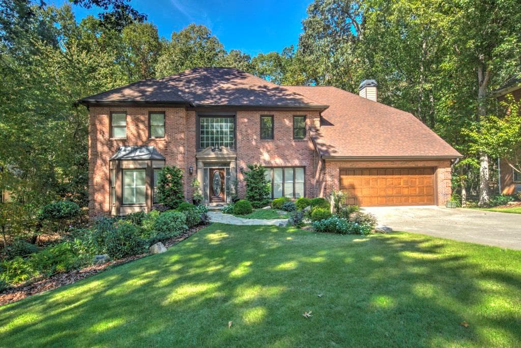 1535 Northcliff Trace, Roswell, GA 30076 — most recent listing photo