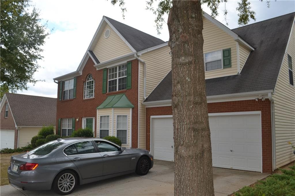 4 bedroom single family residence sold at 3910 NE CRESCENT WALK Lane, Suwanee, GA 30024