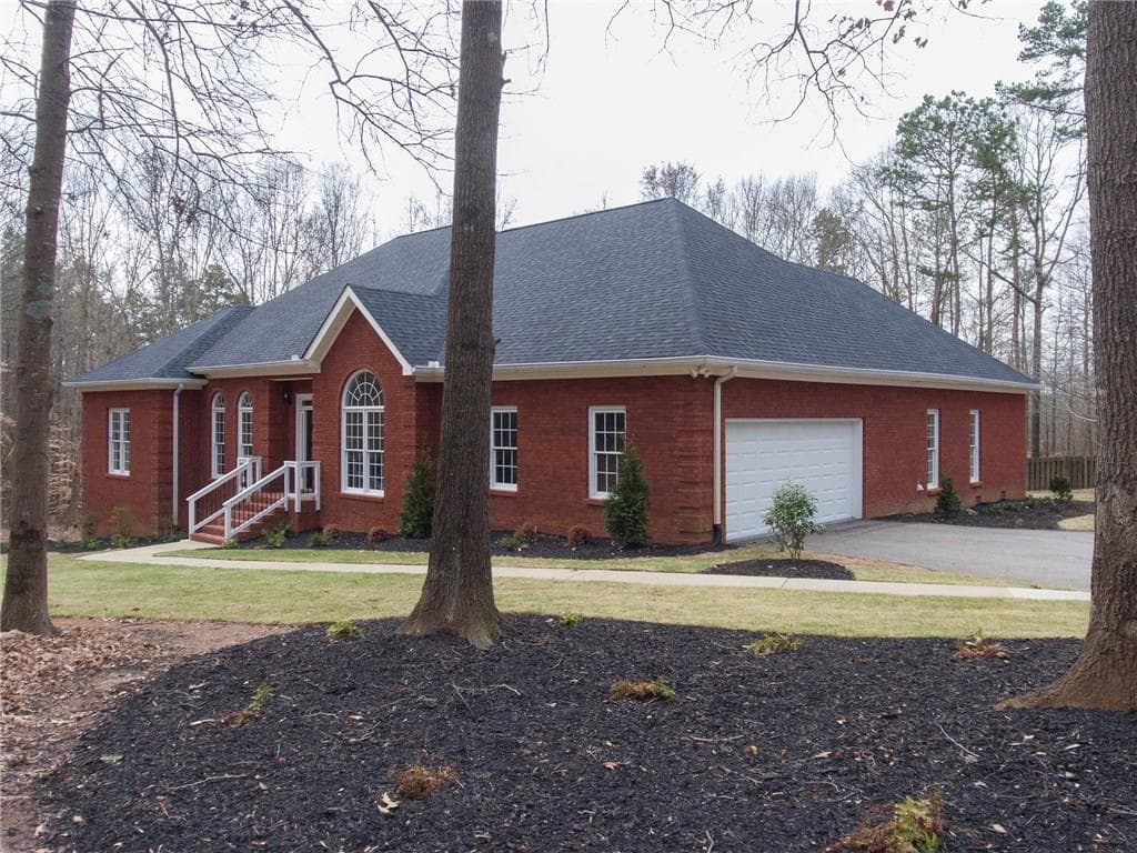 1295 Hidden Lakes Trail, Jefferson, GA 30549 — most recent listing photo