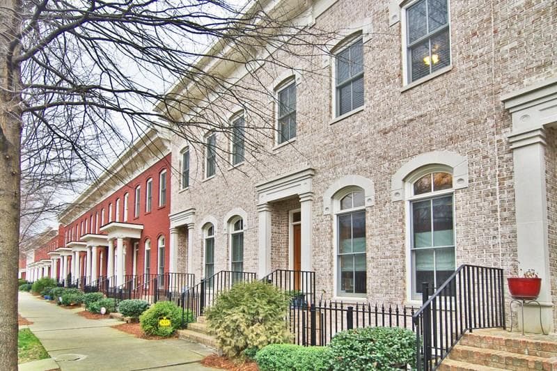 3 bedroom, 2,200 sq ft townhouse sold at 835 Inman Village Parkway 835, Atlanta, GA 30307