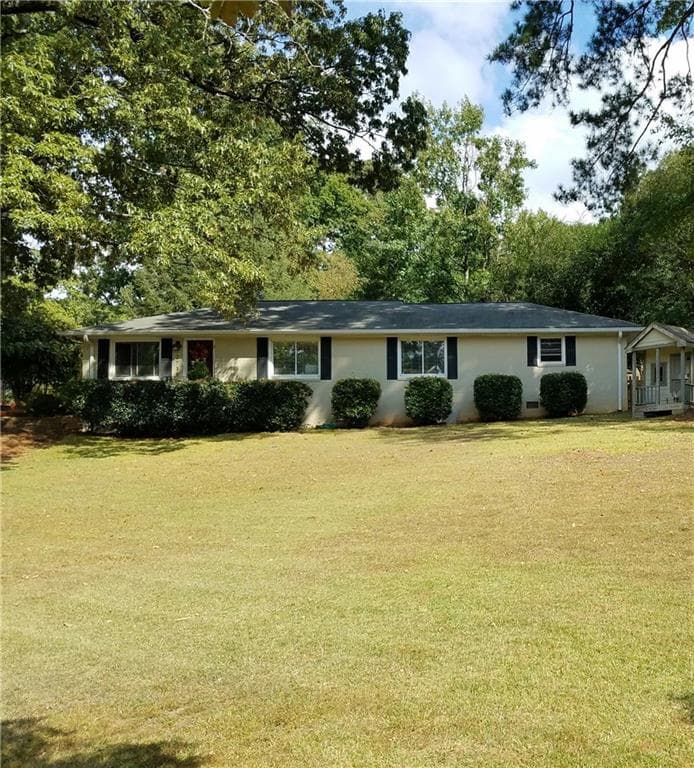 2735 Parkwood Road, Smyrna, GA 30080 — most recent listing photo