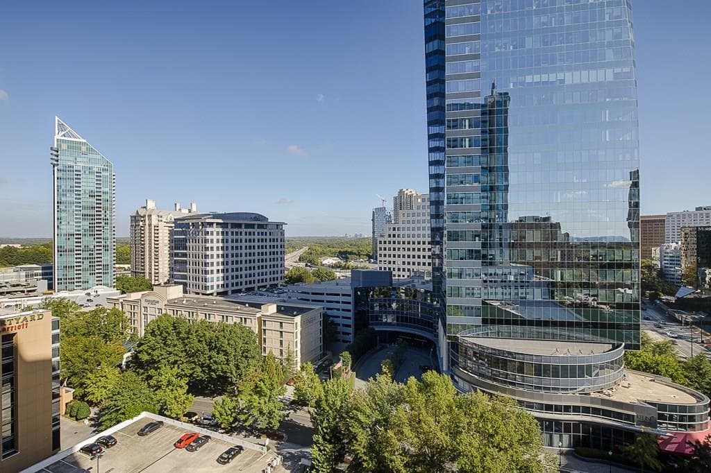 1 bedroom, 736 sq ft condominium sold at 3324 Peachtree Road 1213, Atlanta, GA 30326