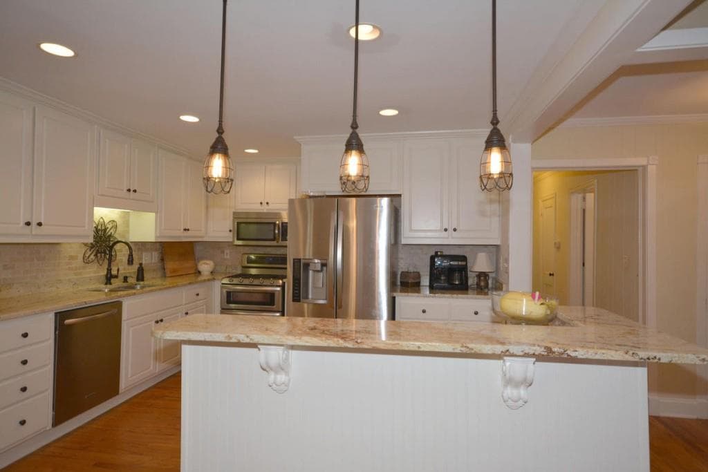 906 N Parkwood Road, Decatur, GA 30030 — most recent listing photo
