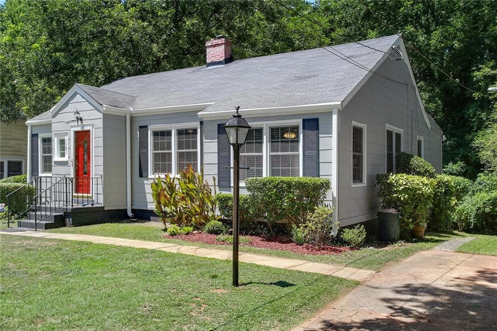 3 bedroom, 1,276 sq ft single family residence sold at 1581 Willowbrook Drive, Atlanta, GA 30311