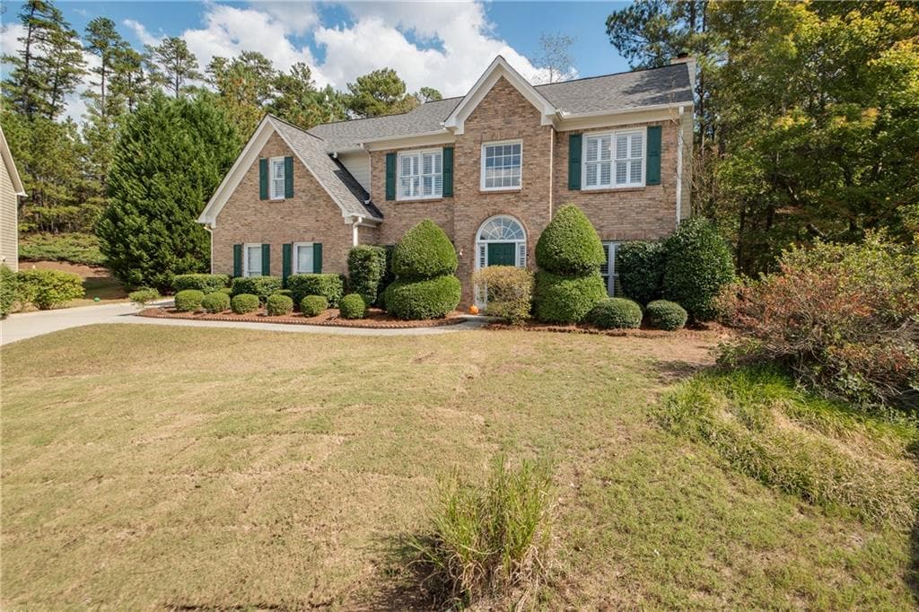 4 bedroom, 2,490 sq ft single family residence sold at 3459 Morningwood Court, Suwanee, GA 30024