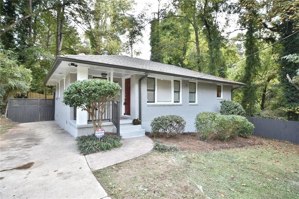 3 bedroom single family residence sold at 1290 Glen Forest Way, Decatur, GA 30032