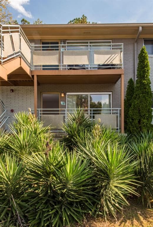 3044 Briarcliff Road 10, Atlanta, GA 30329 — most recent listing photo