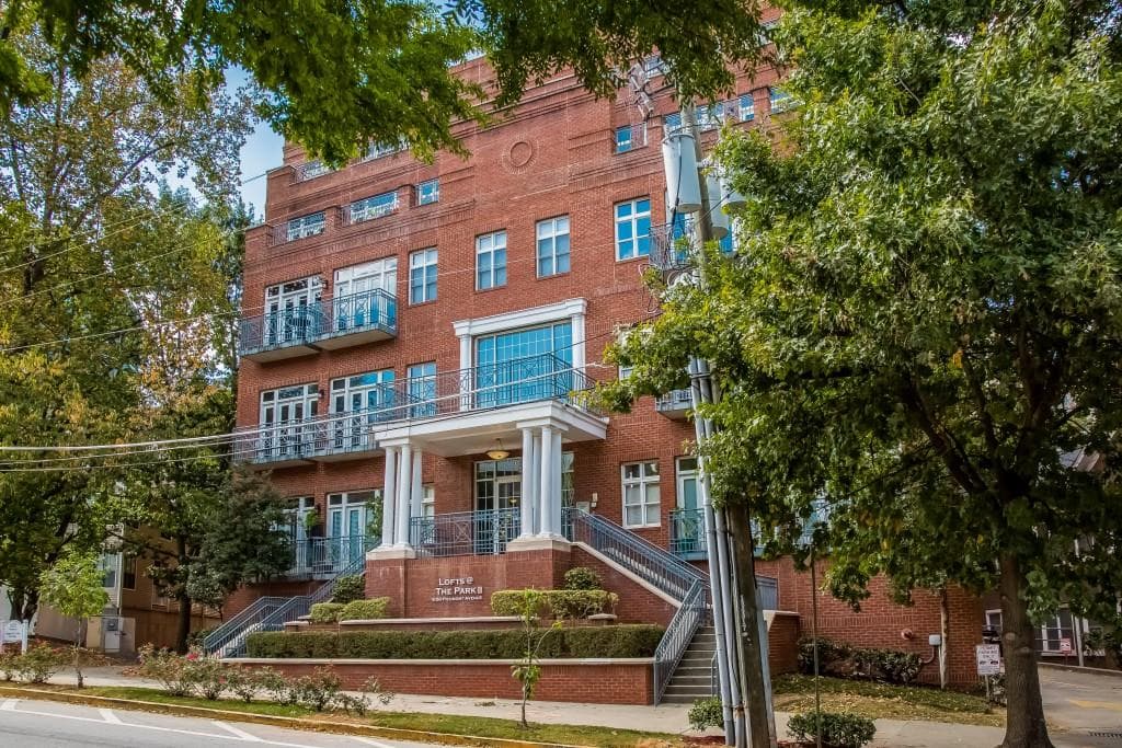1 bedroom, 1,424 sq ft condominium sold at 1058 Piedmont Avenue 401, Atlanta, GA 30309