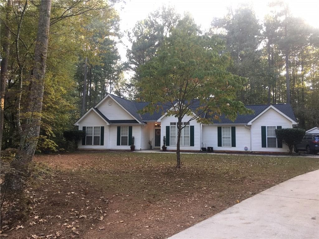 145 Emerald Drive, Newnan, GA 30265 — most recent listing photo