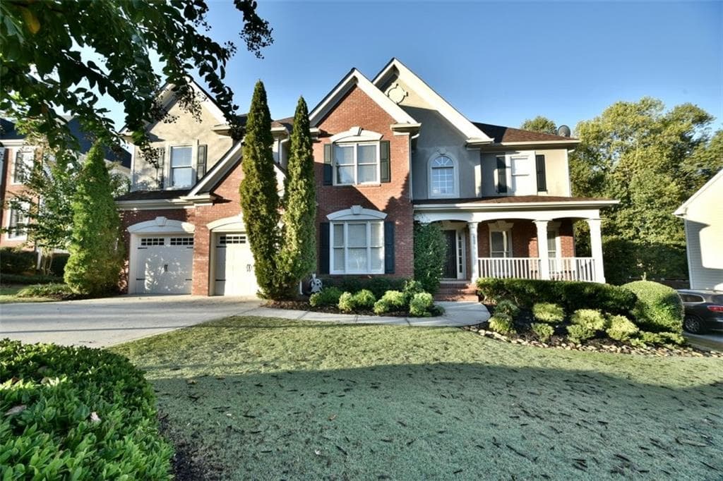 6 bedroom, 4,781 sq ft single family residence sold at 1175 Lamont Circle, Dacula, GA 30019