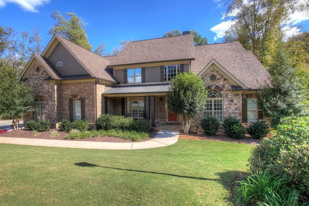 4 bedroom, 4,678 sq ft single family residence sold at 5717 Meadow View Drive, Jefferson, GA 30549