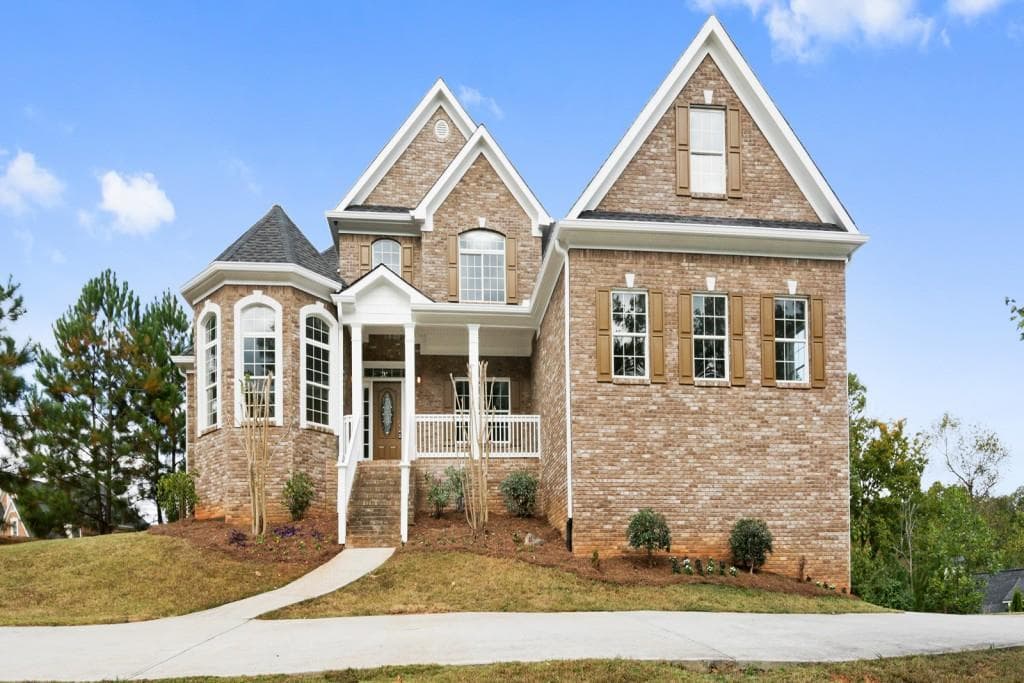8 bedroom single family residence sold at 877 Dolly Avenue, Atlanta, GA 30331