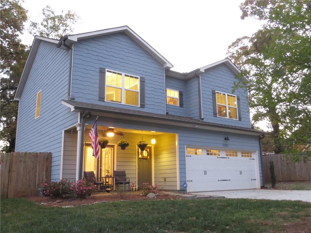 4 bedroom, 2,280 sq ft single family residence sold at 1721 Dixie Street, Atlanta, GA 30317