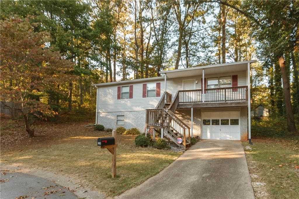 4 bedroom single family residence sold at 290 Monument Court, Marietta, GA 30060