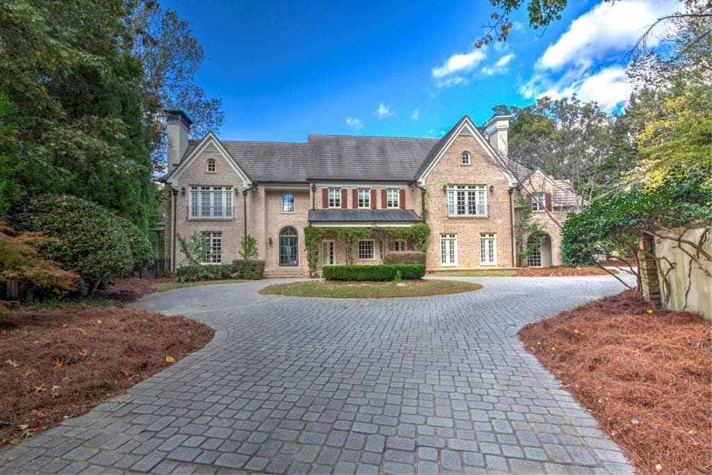 7 bedroom, 11,795 sq ft single family residence sold at 900 S Powers Court, Atlanta, GA 30327