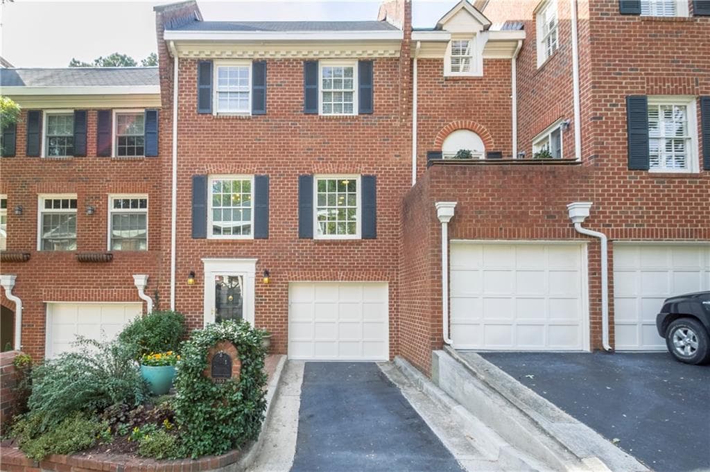 103 Jefferson Circle 103, Sandy Springs, GA 30328 — most recent listing photo