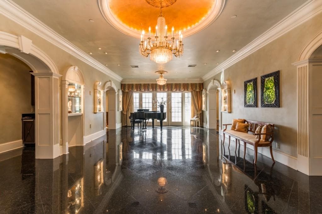 3657 Peachtree Road 5BC, Atlanta, GA 30319 — most recent listing photo