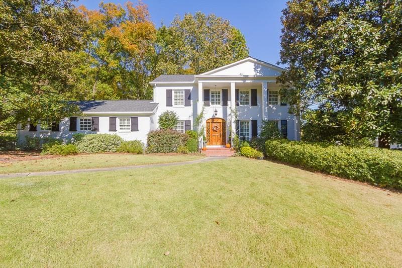 5 bedroom, 2,772 sq ft single family residence sold at 341 Blanton Road, Atlanta, GA 30342