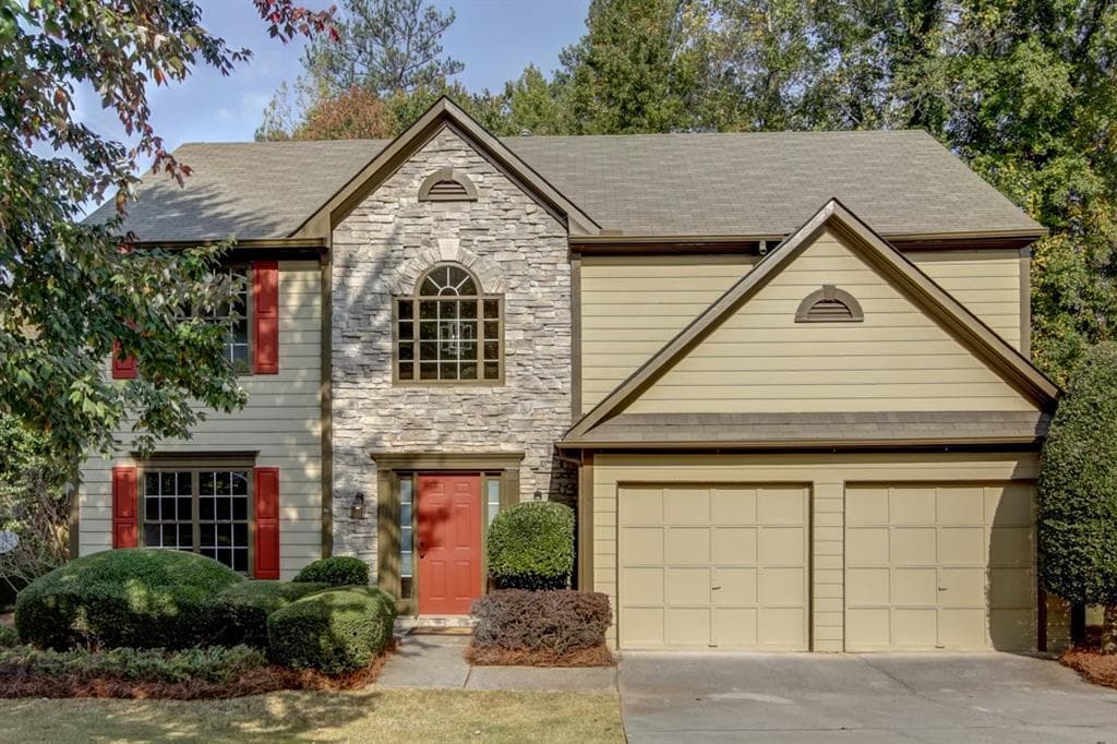 1110 Hidden Pond Lane, Roswell, GA 30075 — most recent listing photo