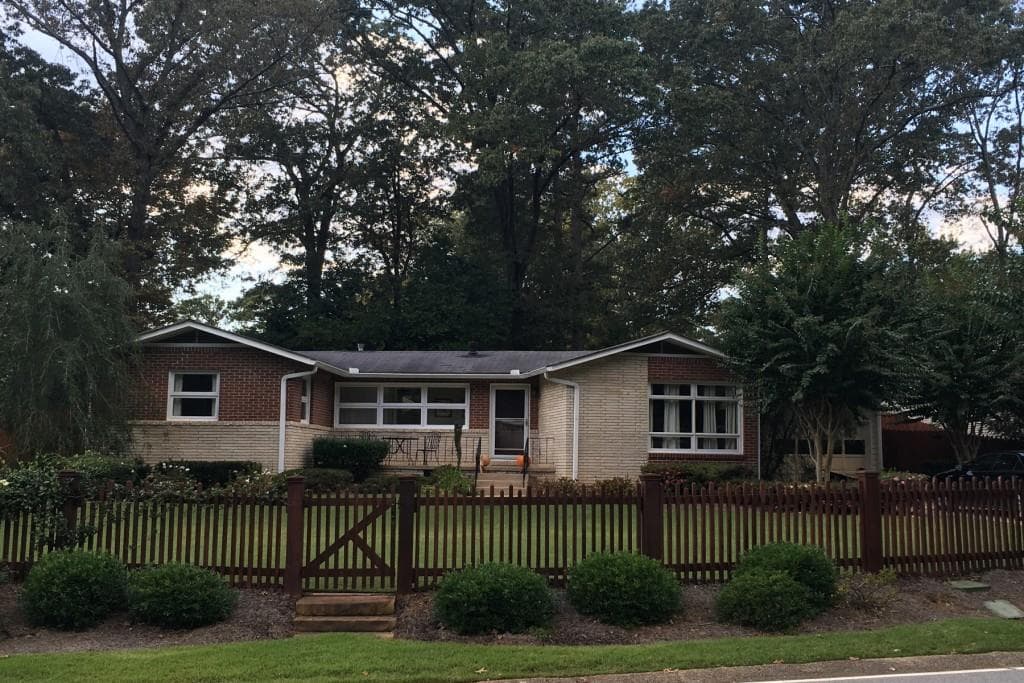 3 bedroom, 1,245 sq ft single family residence sold at 3838 Longview Drive, Chamblee, GA 30341