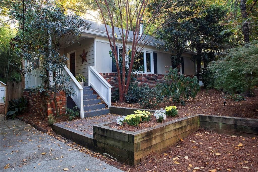 2 bedroom single family residence sold at 1308 Conway Road, Decatur, GA 30030