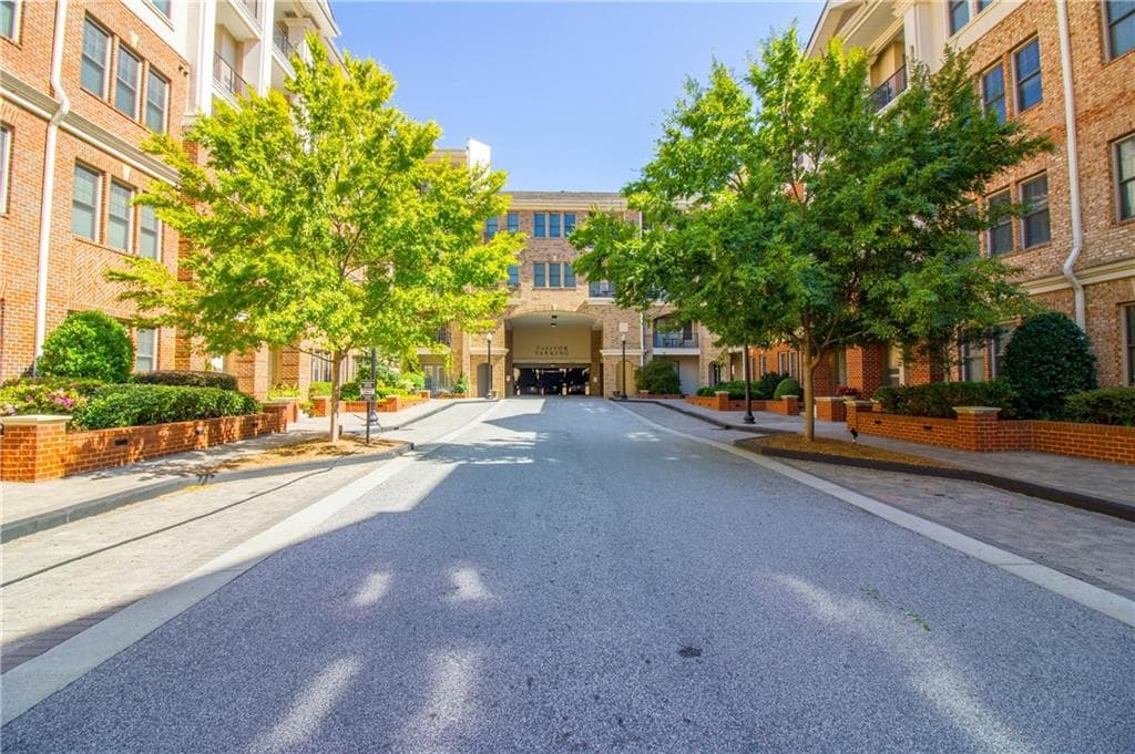 2 bedroom, 1,865 sq ft condominium sold at 3621 Vinings Slope 3503, Atlanta, GA 30339